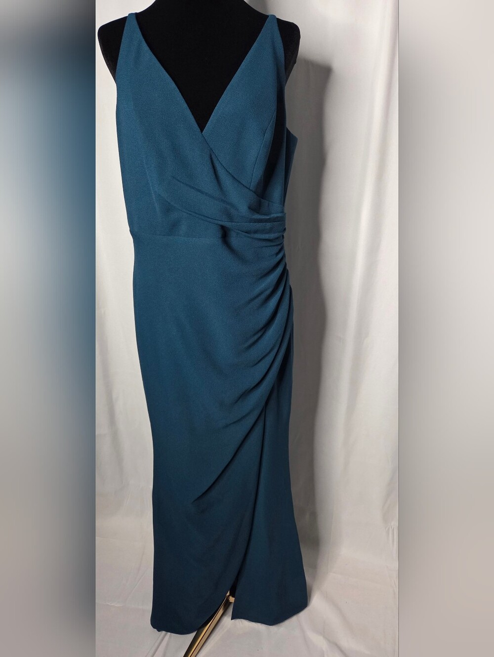 Dress the Population Peacock Blue Iris Slit Crepe Gown